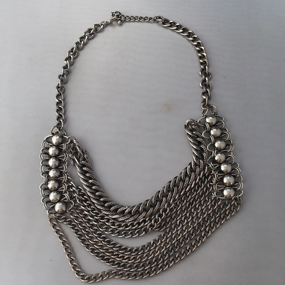 ❌Sold❌New! Chain Drop Statement Necklace - Picture 3 of 4